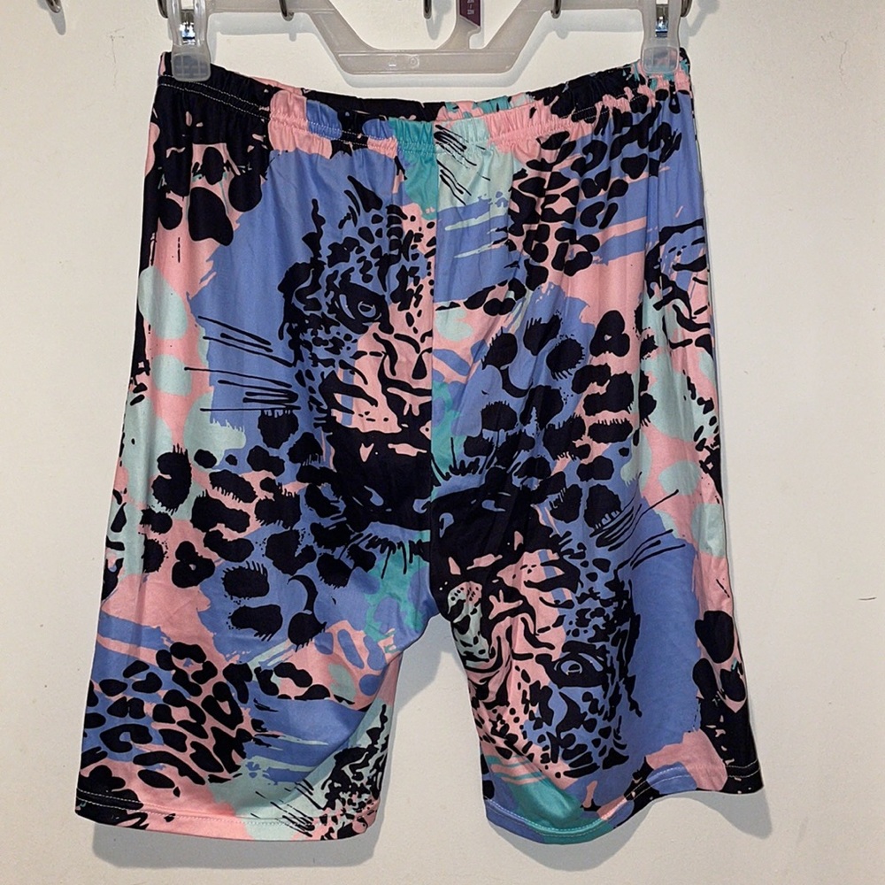 Matching short set - Picture 5 of 6